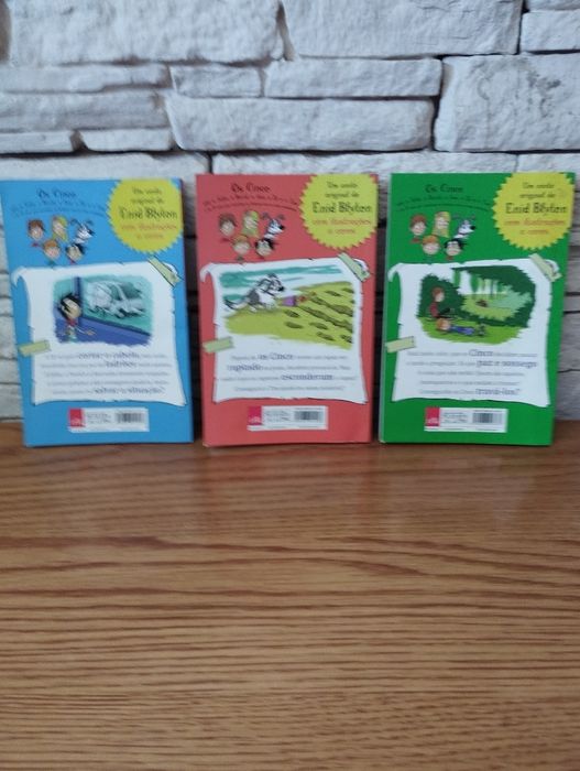 3 livros dos "mini 5" da autora Enid Blyton