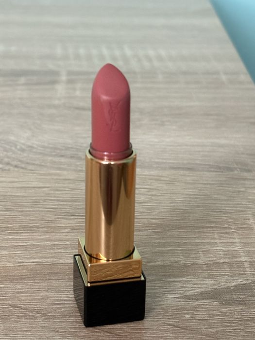 Pomadka Yves Saint Laurent