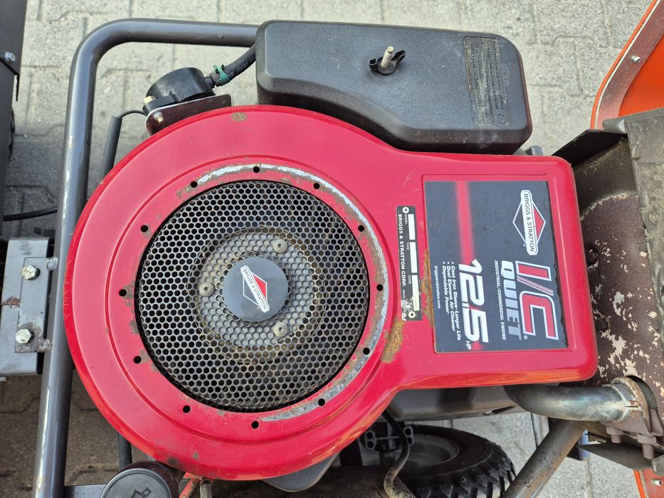 Traktorek kosiarka Husqvarna Rider 13  Bioclip hydrostat mulczowanie mulczer