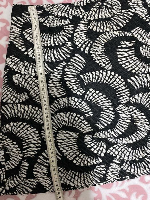 Saia preta com forro