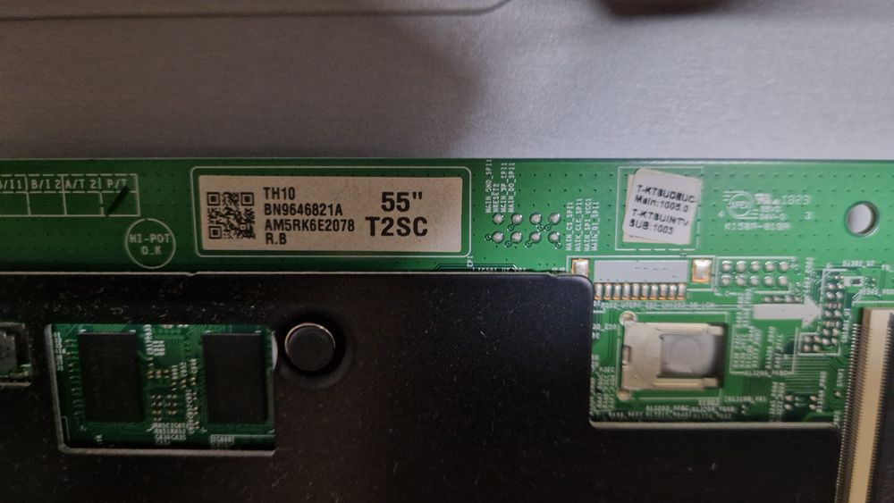 Samsung UE55NU7092UXXH. Części.