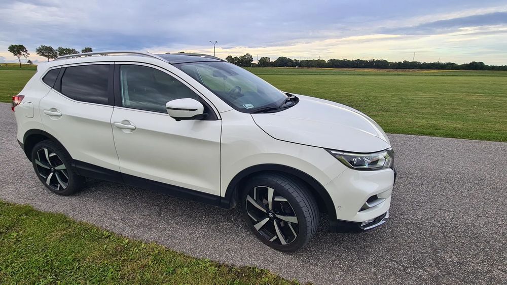 Nissan Qashqai Pierwsza rejestracja w salonie w Polsce, bezwypadkowy