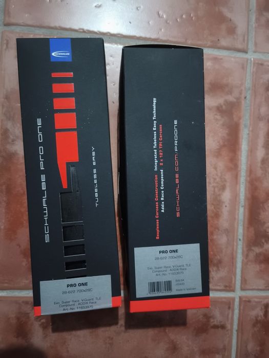 Schwalbe Pneu de estrada Pro One V-Guard EVO Tubeless 700C x 28