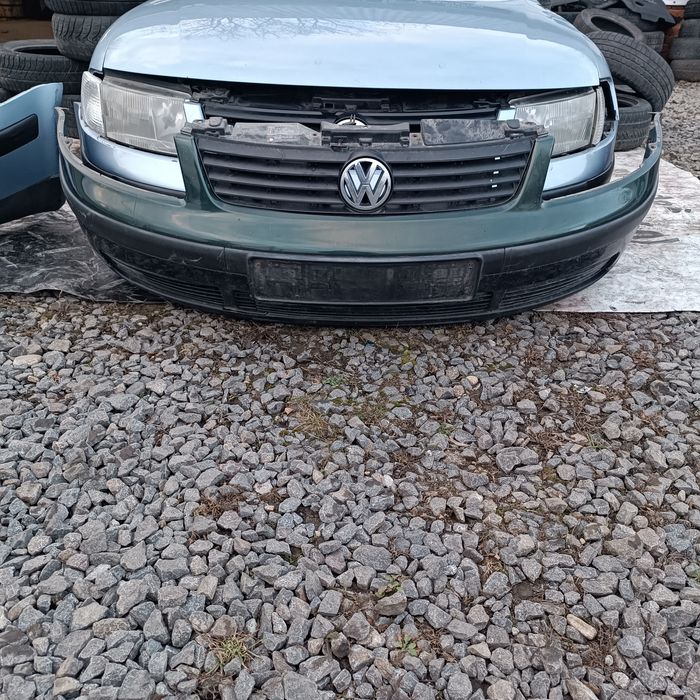 Бампер передній Пассат В5 Passat B5