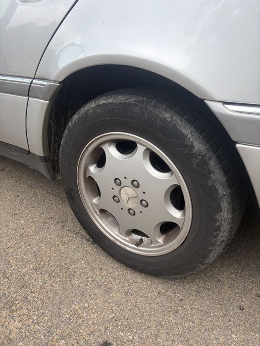 Mercedes bom estado geral