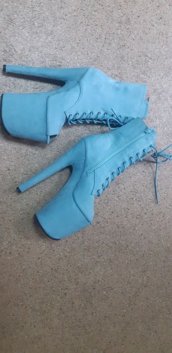 Стріпи ексклюзив