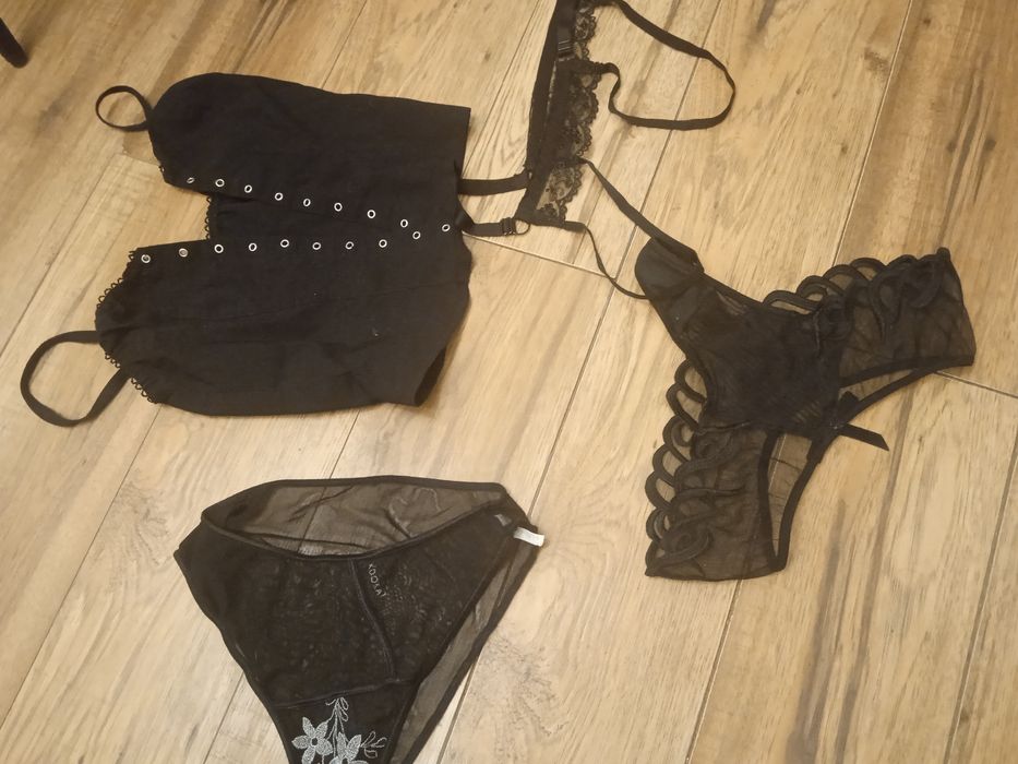 Komplet bielizny  damskiejrozne