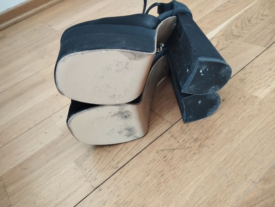 Saltos altos pumps 38-39