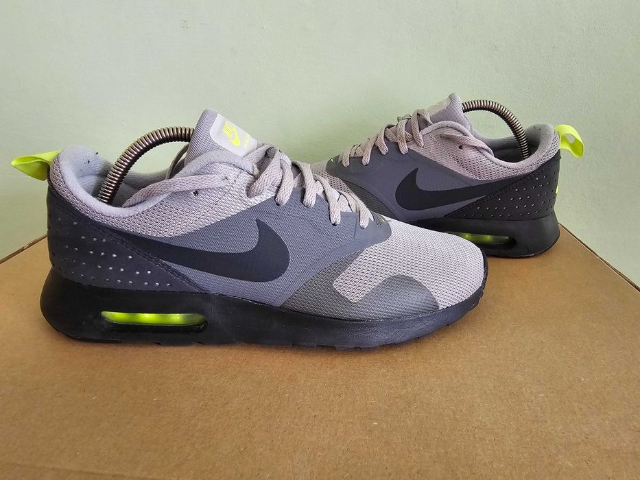 Buty Nike Air Max Tavas 42(26,5cm)