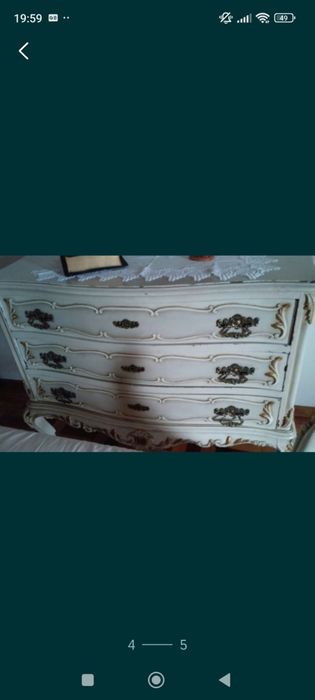 Quarto lacado antigo & cómodas