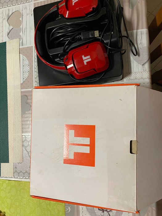 XBOX ONE - 500 GB + 2 Comandos + FONES + 6 JOGOS + embalagem original