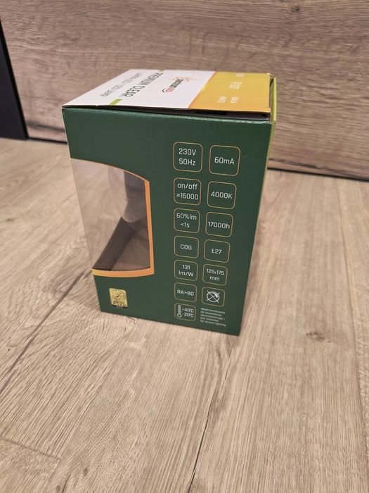 Żarówka LED 1050lm E27 8w 4000k Spectrumled premium clear WOJ14341