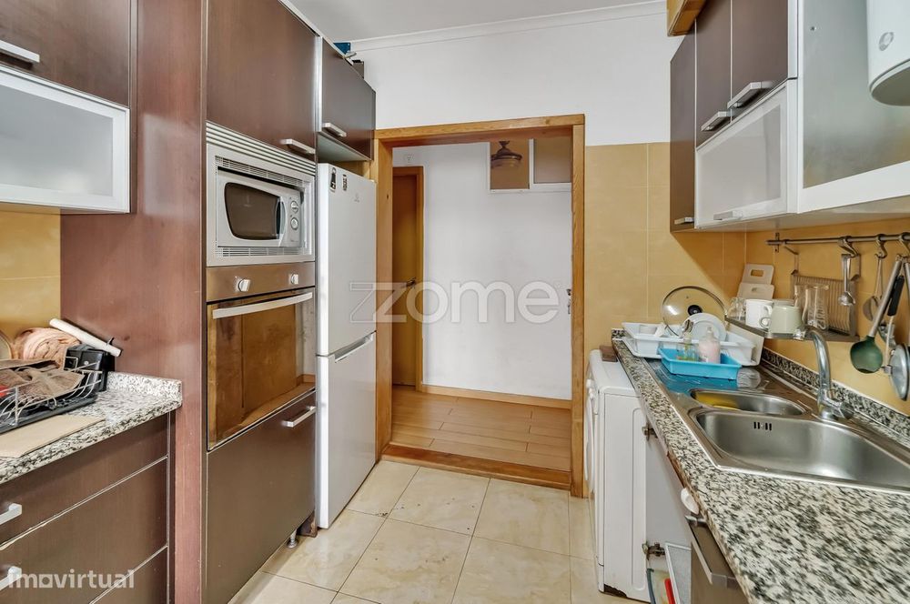 Apartamento T4 Intendente