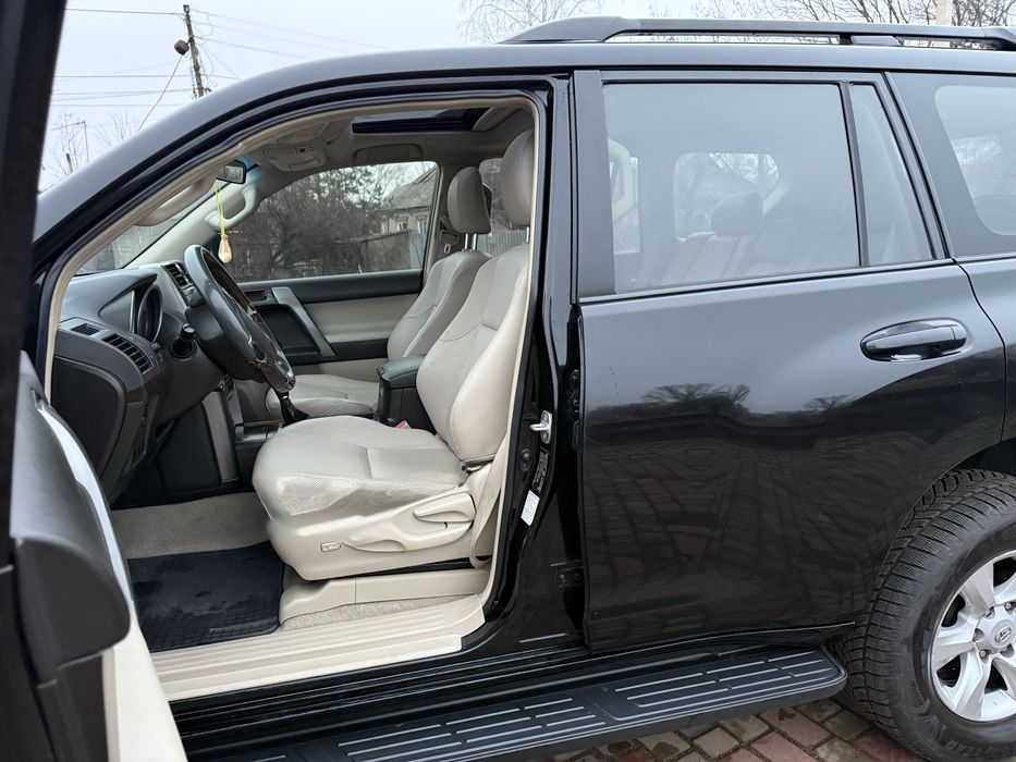 Тойота Прадо 150 4,0 люк кожа официал