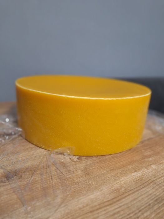 Naturalny wosk pszczeli z własnej pasieki