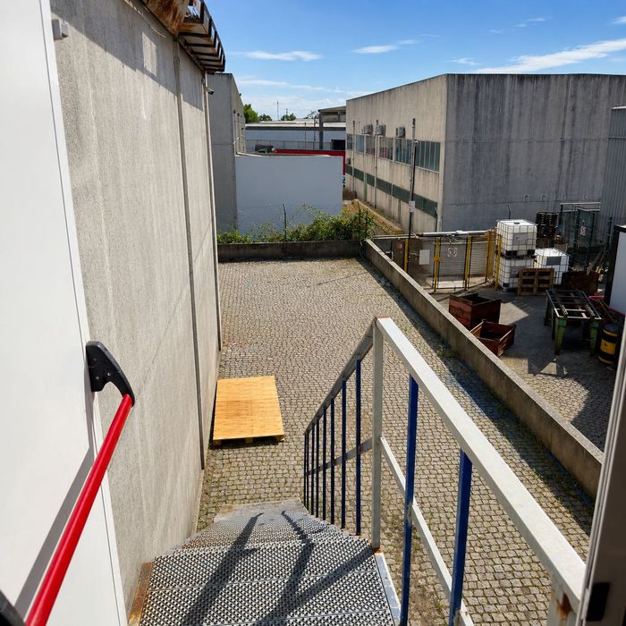 Armazém industrial 1500m2