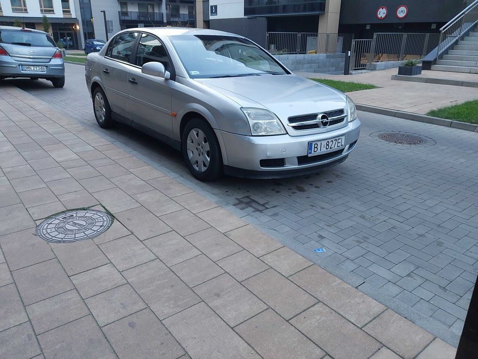 Opel Vectra oplaty na rok czasu