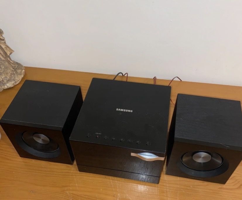 Aparelhagem samsung em muito bom estado