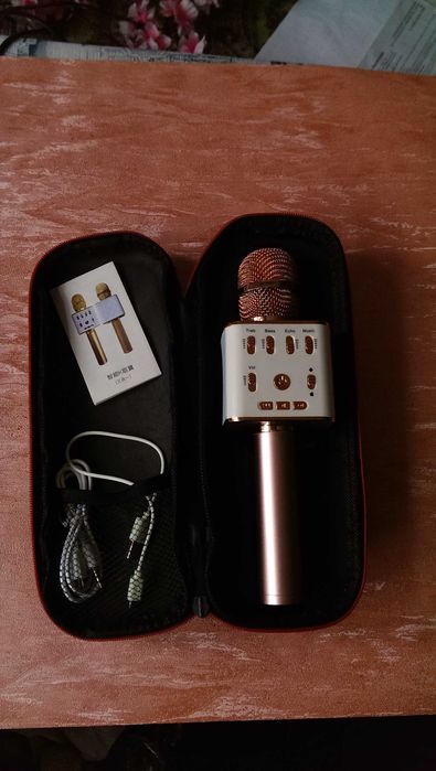 Беспроводной микрофон караоке - Колонка с динамиком Bluetooth с чехлом