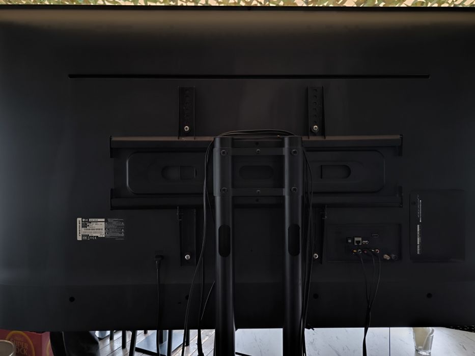 TV LG 60UN71006LB – 60’’ 4K UHD Smart TV – Excelente Estado