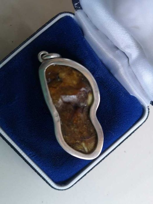 zawieszka bursztyn mleczny vintage polska