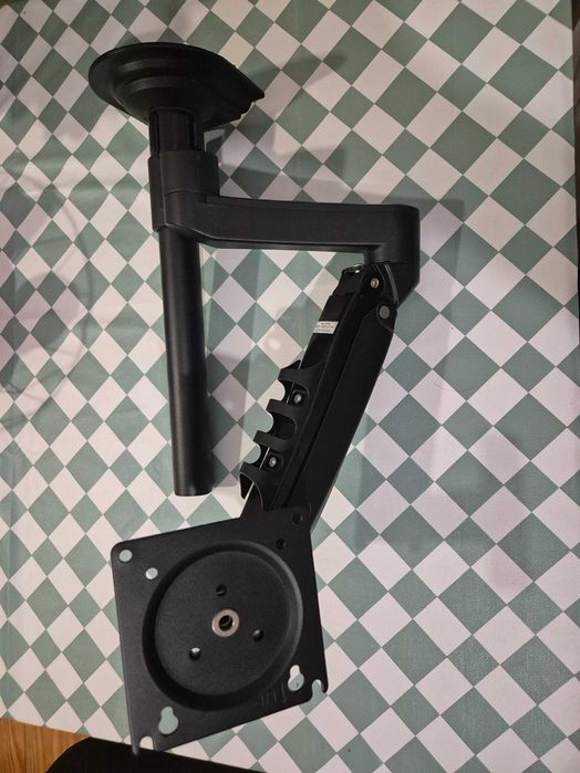Suporte para monitor de braço articulado