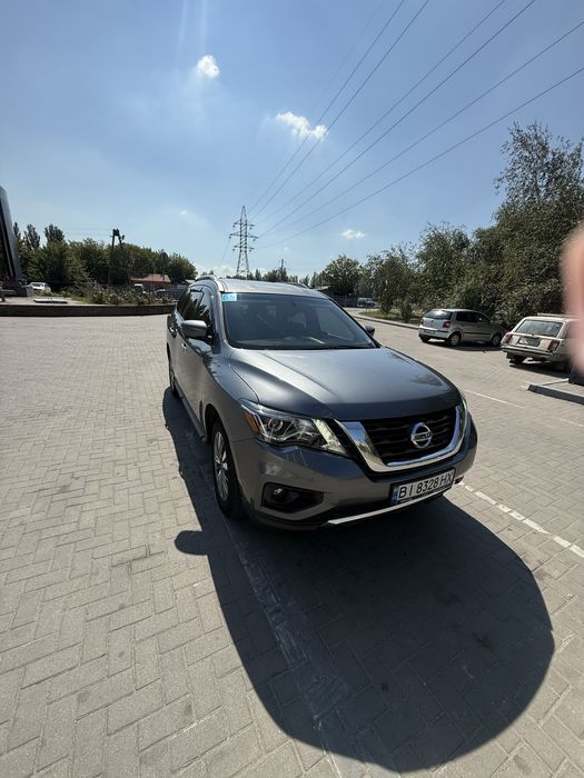 Nissan Pathfinder 2019