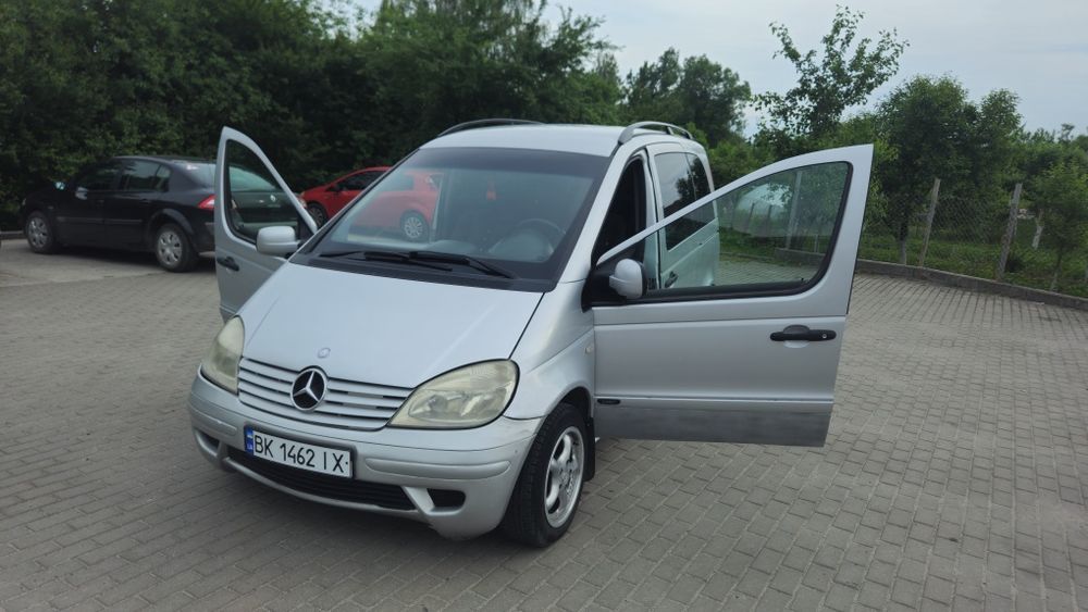 Mercedes Vaneo 2003 рік