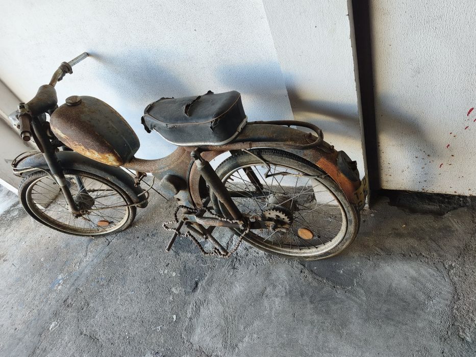 Vendo quadro de motorizada antiga