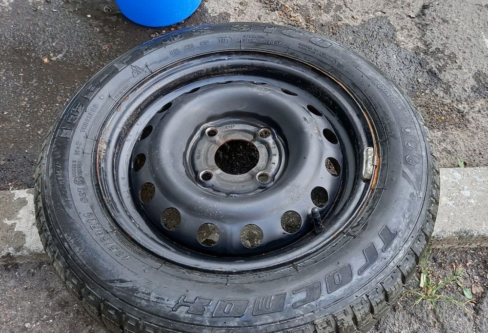 Диски з шинами 4×114.3 R14