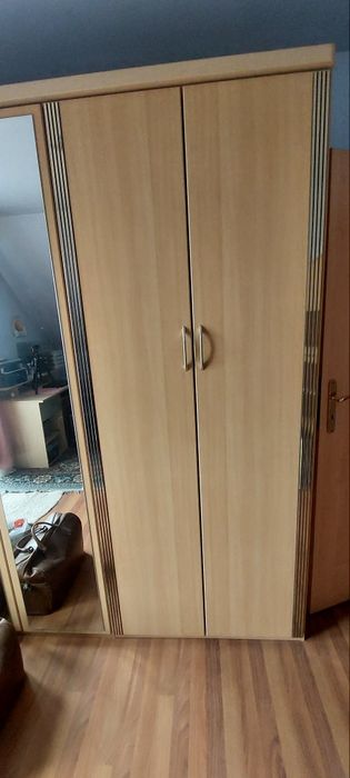 Sprzedam szafę dużą