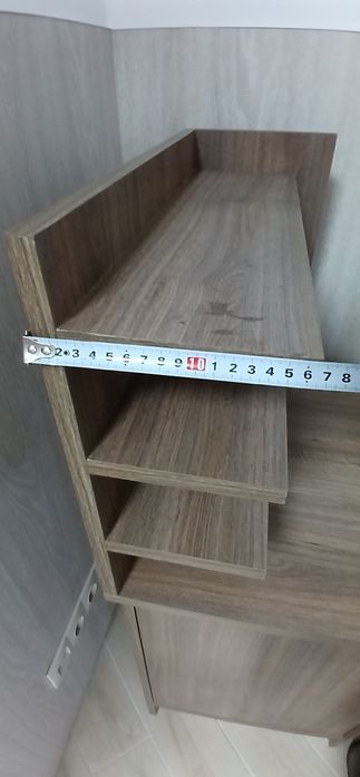 Продам гарний Б/У стіл для манікюра