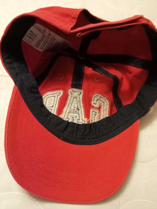 Czapka z daszkiem Gap