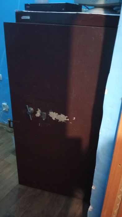 Сейф металевий канцелярія