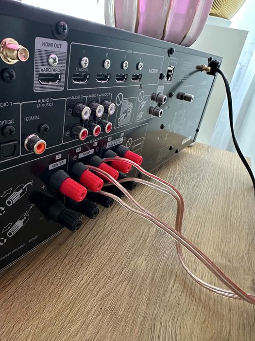 Amplituner Yamaha RX-V4A Stan Jak Nowy