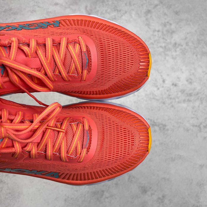 Кросівки HOKA BONDI 7 1110519 розмір 39 1/3 оригінал