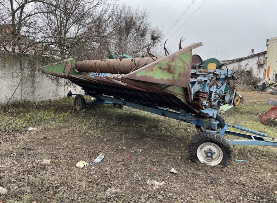 Комбайн СЛАВУТИЧ  КЗС-9.1 робочий