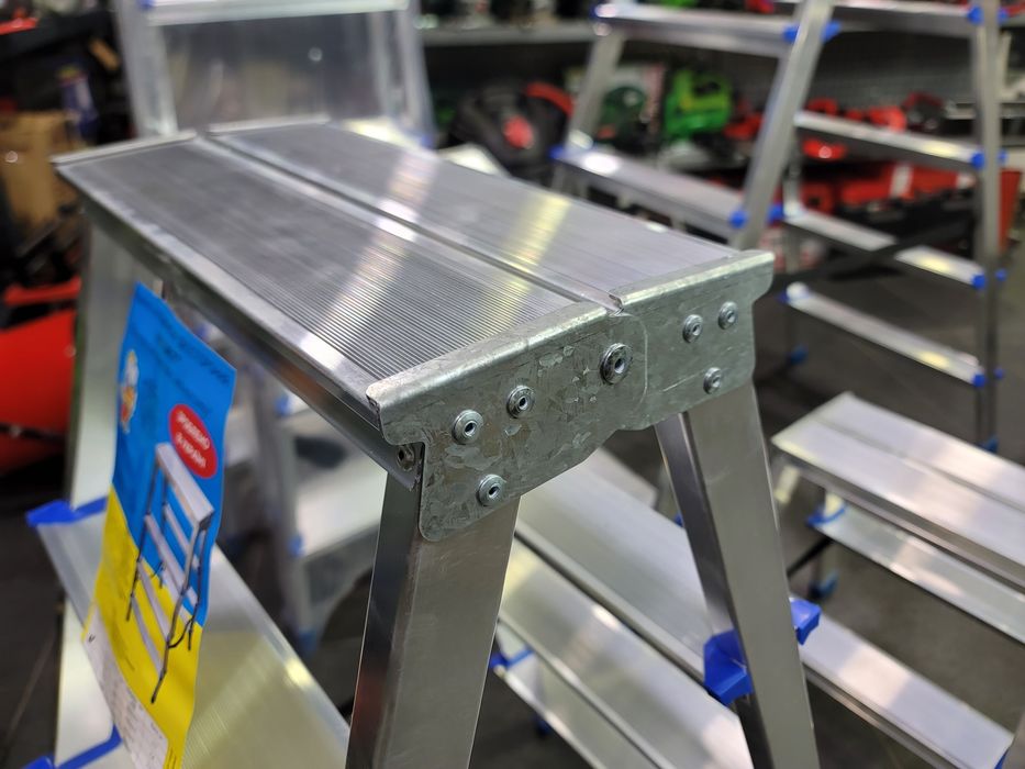 Драбина двостороння Стремянка З Українського профілю 1,2мм товщиною