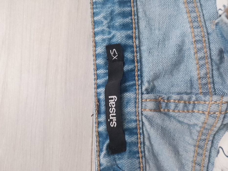 Джинсова спідниця