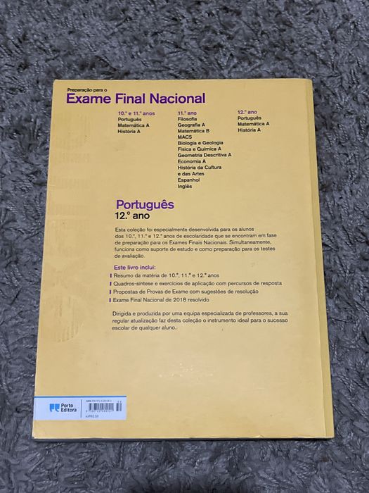 Livro de preparacao de portugues 12 ano