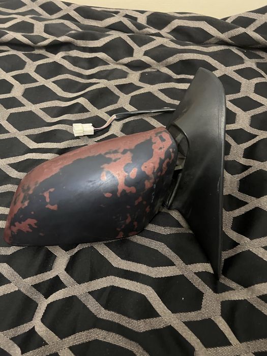 Продам зеркало на Ford Scorpio