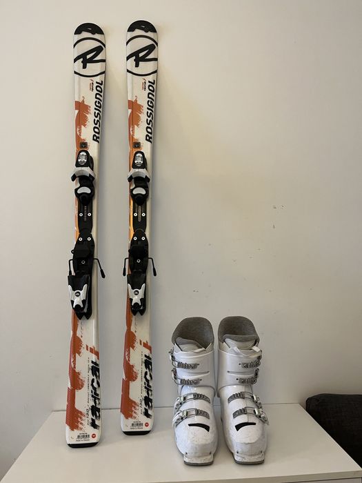 Narty , buty rossignol