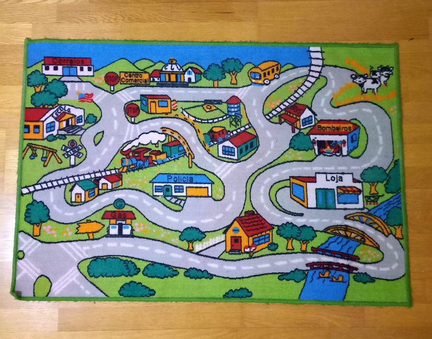 Tapete e Cortinados quarto criança