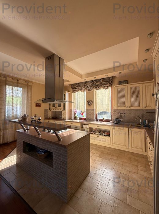 Продаж будинку|Червениця|281 м2