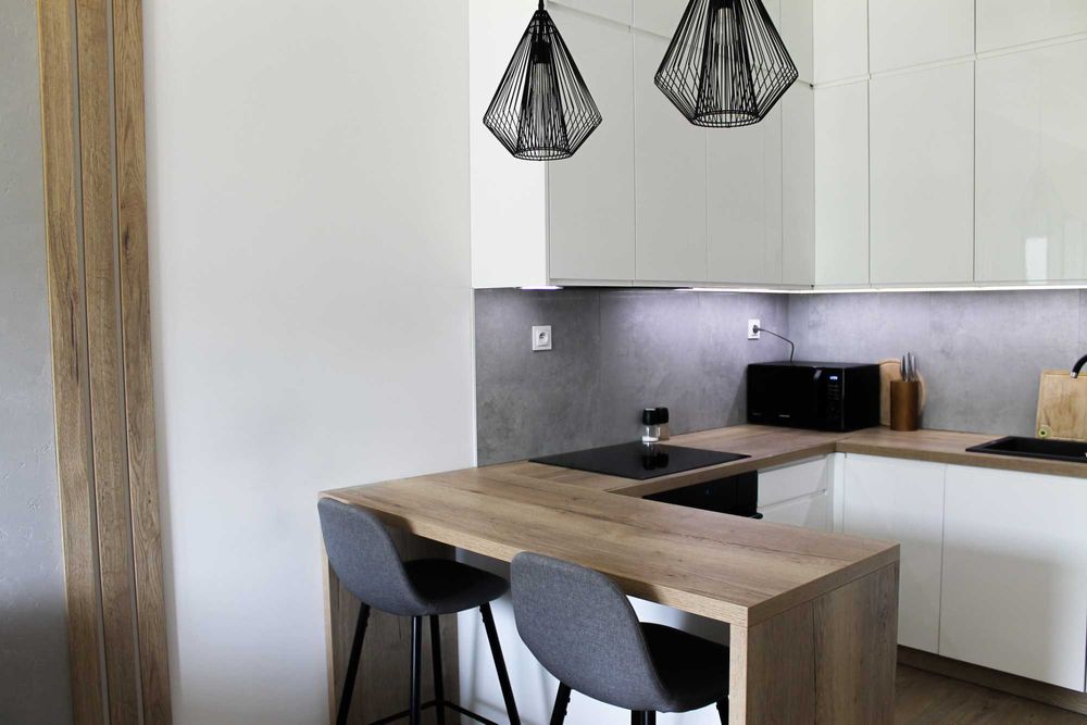 Komfortowe 2 pokoje | Klimatyzacja | Balkon | 2 miejsca garażowe