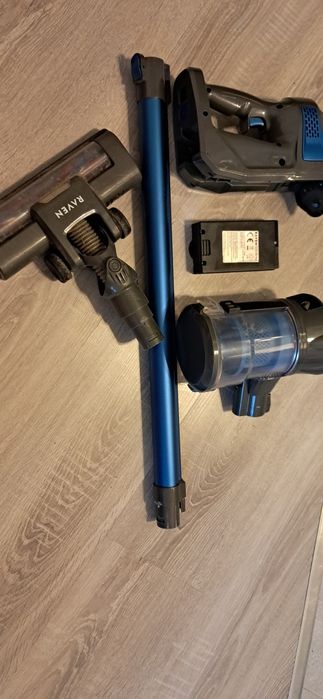 Odkurzacz pionowy raven