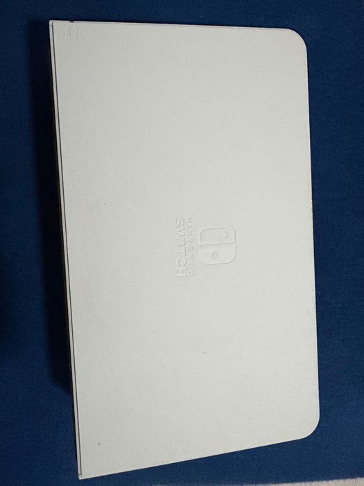 Nintendo Switch Oled Biały Zestaw Sprzedam/Zamienię