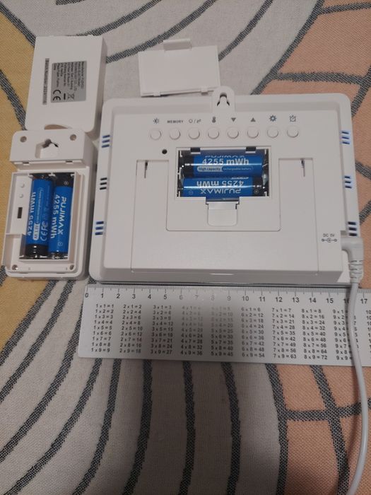 Багатофункціональна бездротова метеостанція FJ3373