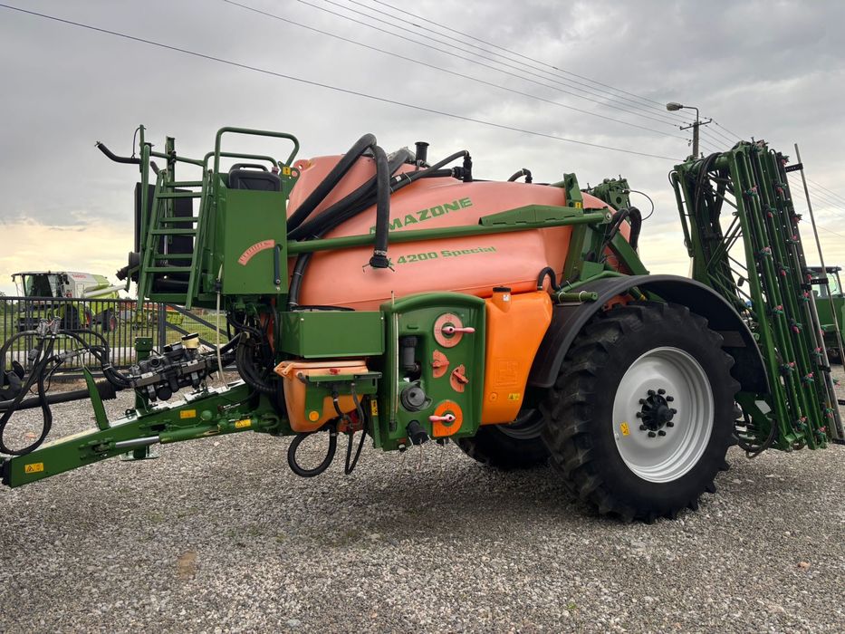 Opryskiwacz Amazone Ux 4200 special, 2017r, transport Gratis !