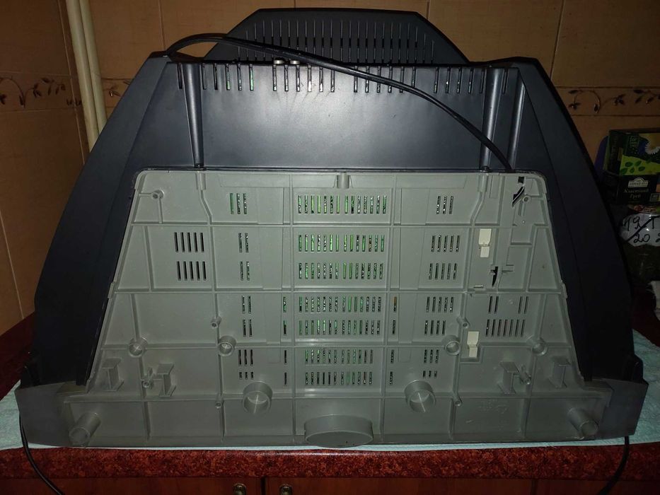 Кольоровий телевізор Філіпс Philips 25PT5207/60S телевизор Филипс